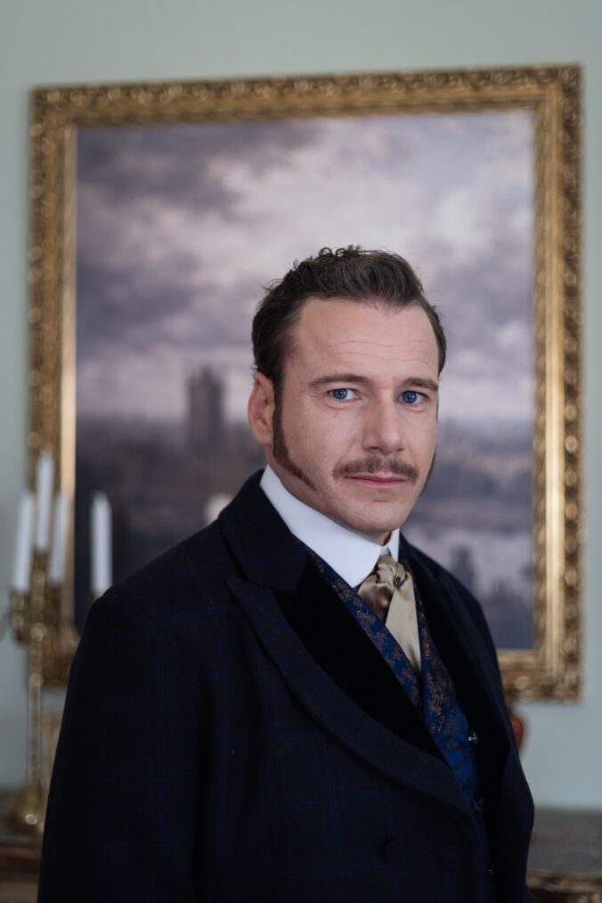 Nash (Felix Scott) in 'Miss Scarlet' Season 7