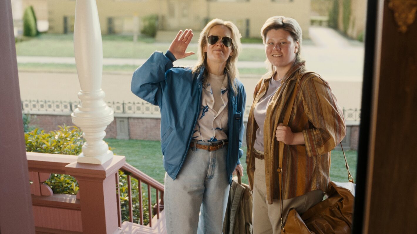 Monster: The Lizzie Borden Story. (L to R) Sarah Paulson as Aileen Wuornos, Jessie Lee as Shelby in episode 406 of Monster: The Lizzie Borden Story.