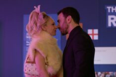 Juno Temple and Brett Goldstein in 'Ted Lasso' Season 4