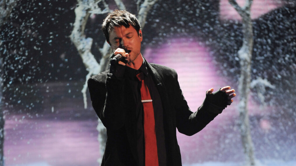 Jeff Gutt performing on 'The X Factor USA'