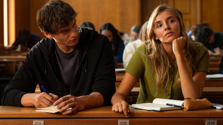 Toi+Moi - Seuls contre tous (You+Me - Against the World) lead actors