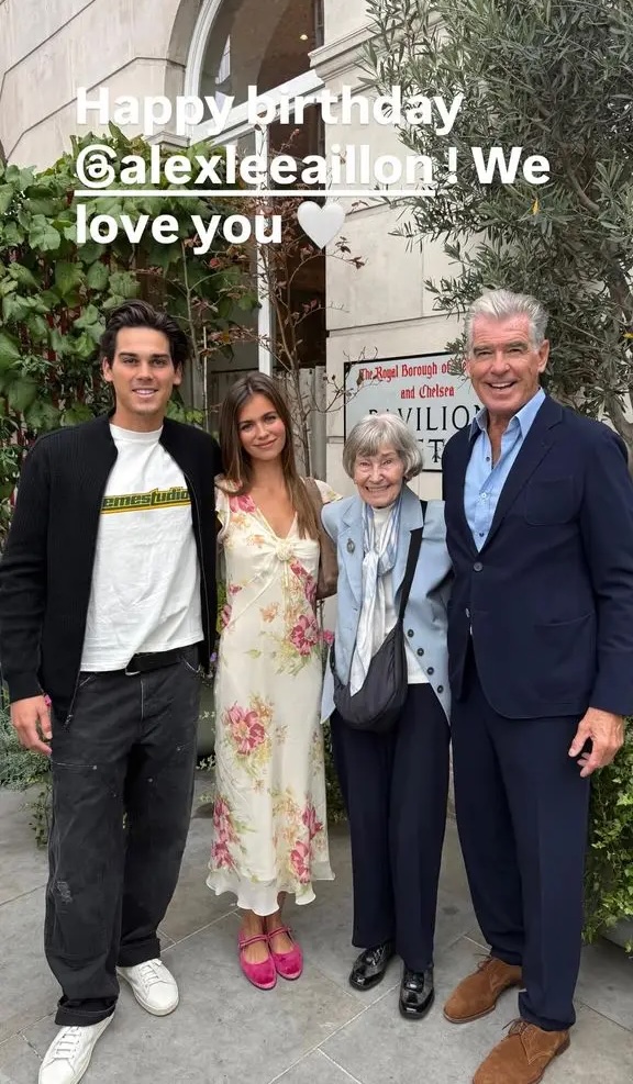 Paris Brosnan and girlfriend with Pierce and grandmother