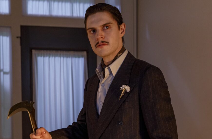 FX’s “American Horror Story 13” — “The Return Of Devil's Night?” S13, Episode 6 Pictured: Evan Peters as Mr. March — CR:
