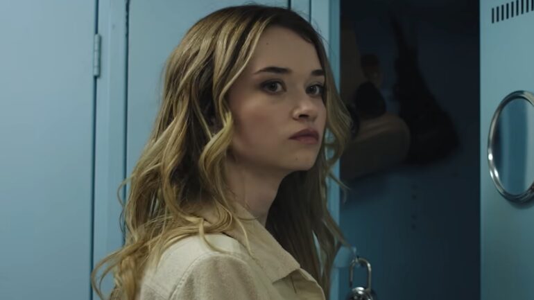‘Carrie’ Star Alison Thornton Explains Why Chris’ Social Media Power ...