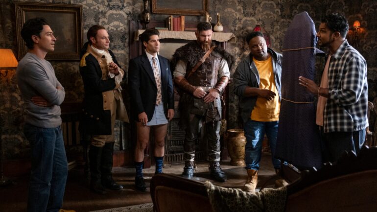 ‘Ghosts’ Returns for Halloween, More ‘9-1-1’ Disasters, Royal Visit to Graham Norton, a PR ‘War’