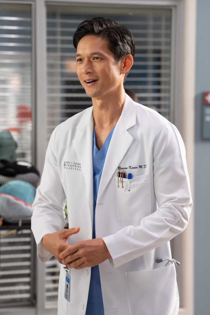 GREY’S ANATOMY - “It’s All Wrong, but It’s All Right” - As Blue fights to reclaim his place at Grey Sloan, Jo is pulled from motherhood back into the OR. Jules and Winston’s relationship remains strained, and Bailey struggles to find her footing as a student. THURSDAY, OCT. 29 (10:00-11:00 p.m. EDT) on ABC. (Disney/Eric McCandless) HARRY SHUM JR.
