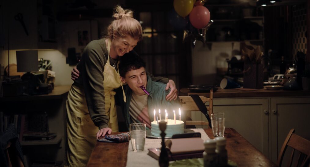 PHONY - “Pilot” - Sonny awakens from a car accident to find his mom, Ellen, looks slightly different. (Disney/David Astorga)CONNIE BRITTON, SAM NIVOLA