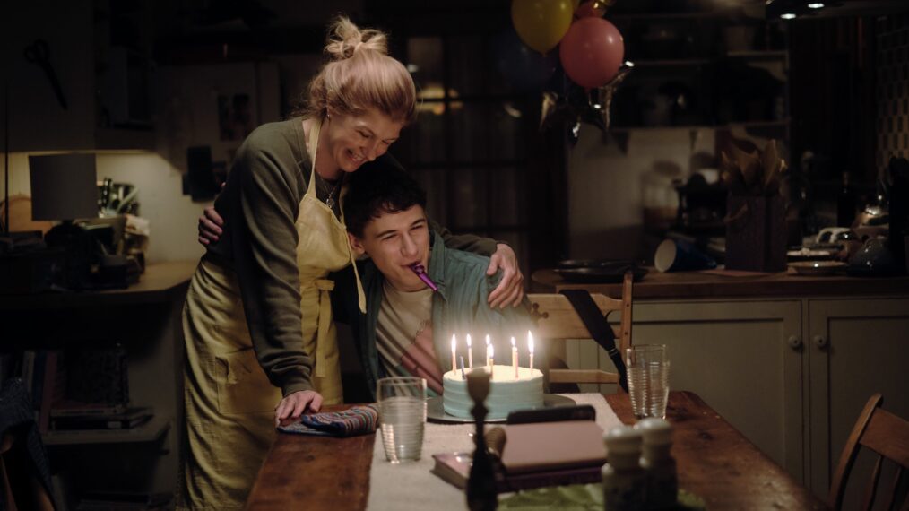 PHONY - “Pilot” - Sonny awakens from a car accident to find his mom, Ellen, looks slightly different. (Disney/David Astorga) CONNIE BRITTON, SAM NIVOLA