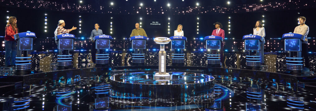 CELEBRITY WEAKEST LINK: L-R: RGIII & Grete Griffin, Ashley Iaconetti & Jared Haibon, Boris Kodjoe & Nicole Ari Parker, Alexa PenaVega & Carlos PenaVega with Host Jane Lynch (C) in the CELEBRITY WEAKEST LINK “Power Couples” Season Premiere episode airing Monday, Oct. 19 (9:01-10:00 PM ET/PT) on FOX. © 2026 Fox Media LLC. CR: Tom Griscom/FOX.