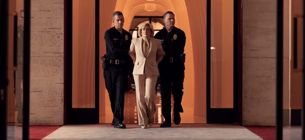 ALL’S FAIR - “Interior Law Offices” - Carr makes a to-do list. Liberty discovers marriage can be messier than divorce. (Disney/Ser Baffo)GLENN CLOSE