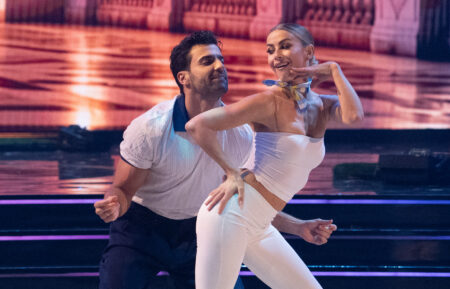 JAN RaAVNIK, JULIANNE HOUGH