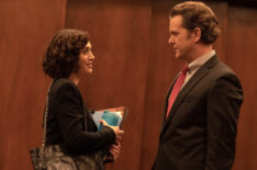 Lizzy Caplan as Alex Forrest and Joshua Jackson as Dan Gallagher in ‘Fatal Attraction’