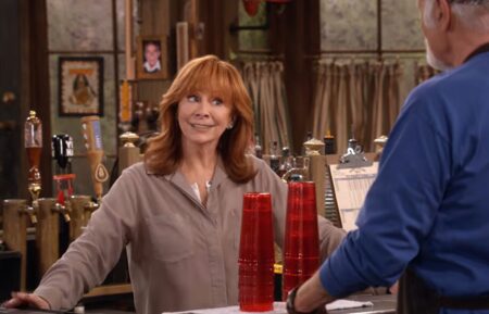 Reba McEntire in 'Happy's Place' season 3