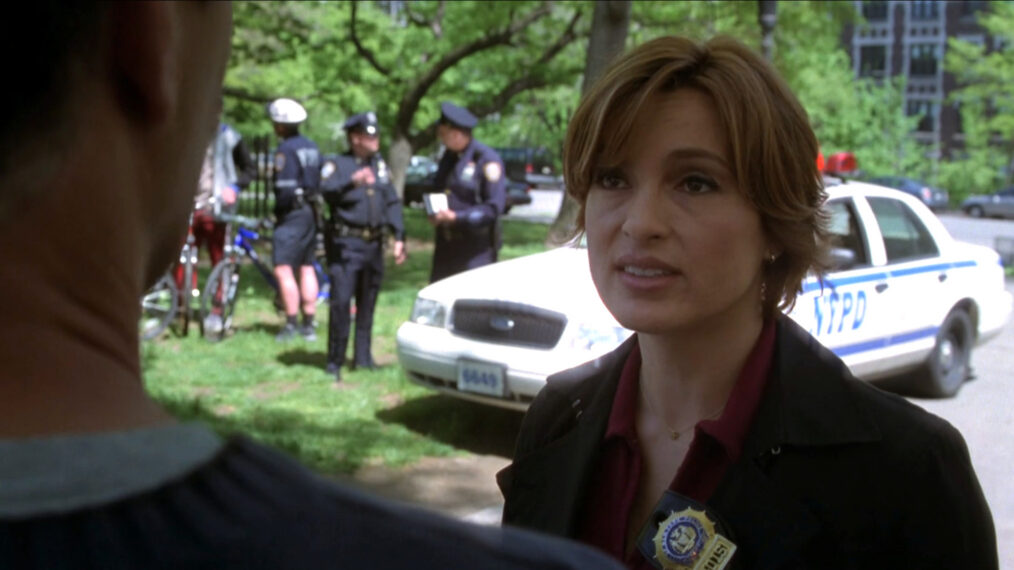 Mariska Hargitay as Olivia Benson in 'Law & Order: SVU' Season 6