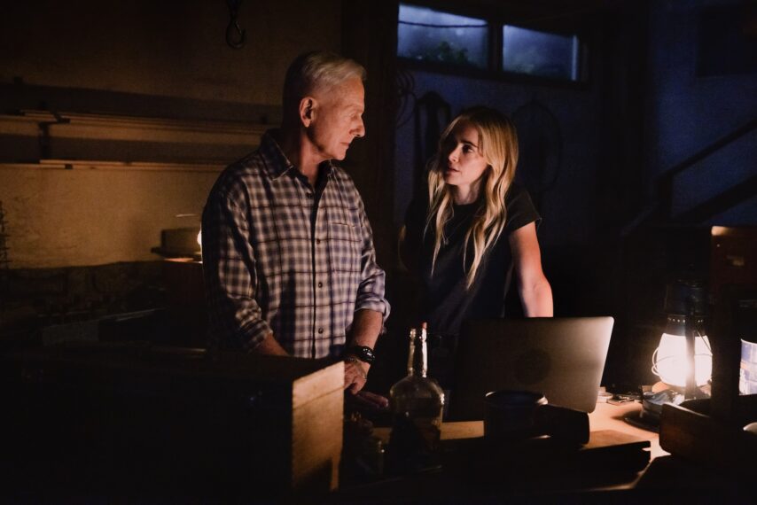 Mark Harmon as Gibbs and Emily Wickersham as Bishop — 'NCIS: Origins' Season 3 Episode 4
