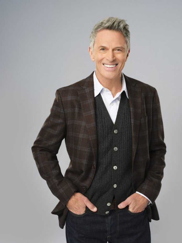 Tim Daly in 'Newlyweds' Season 1