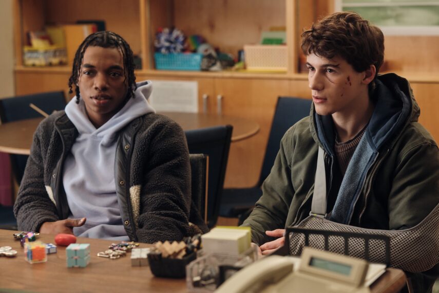 PHONY - “Crosby, Stills, and Nash" - Sonny tries to find help. Weldon leads them to a private investigator. (Disney/David Astorga)MALIQ JOHNSON, SAM NIVOLA