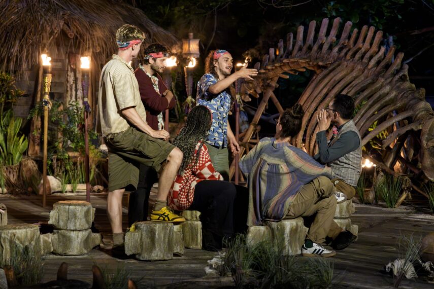 Lewis Kelly, Eric Macksoud, Danny “Kilby” Kilby, Sharonda Cox, Linnea Capobianco, Cristian Chavez in 'Survivor 51' Episode 5 tribal council