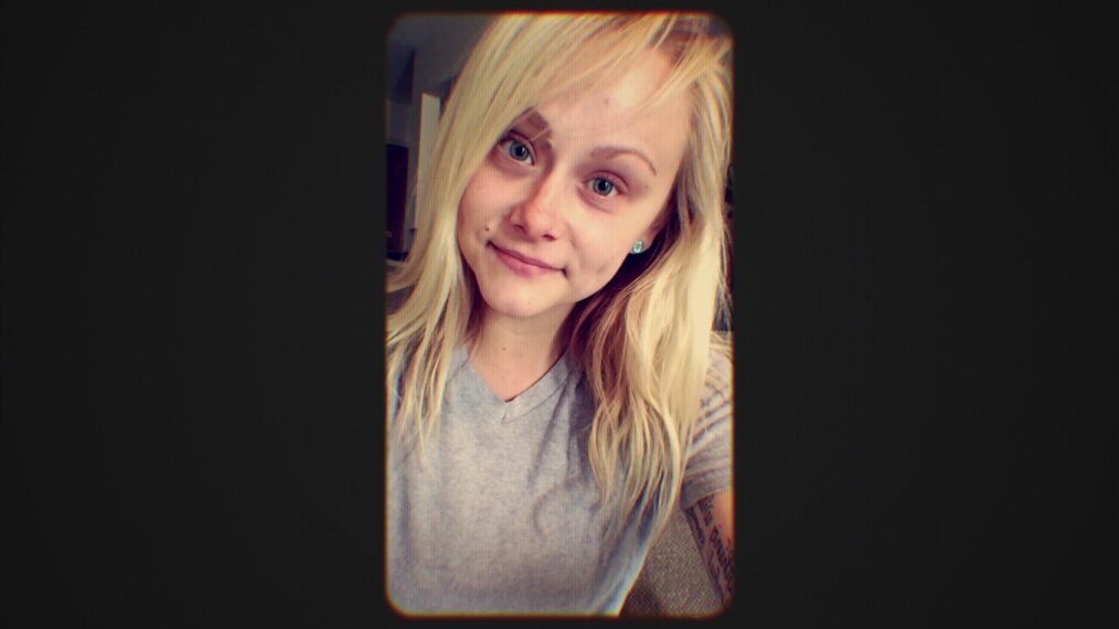 Sydney Loofe in 'Swipe Right on the Devil'
