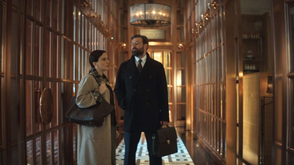 Phoebe Fox and James McArdle in 'War' Season 1
