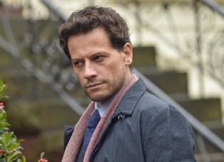 Ioan Gruffudd in Forever