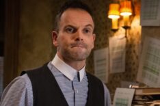 Jonny Lee Miller in Elementary