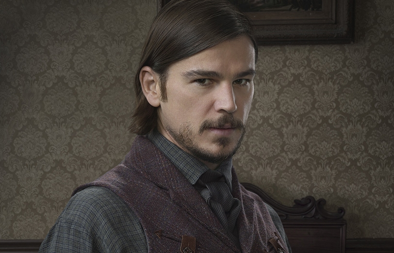 Fangs a Lot: Penny Dreadful Werewolf Josh Hartnett Talks Sex, Romance, and  Full Moons