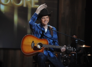 The Whitest Kids U Know S Trevor Moore On Drunk Texts And Being High In Church