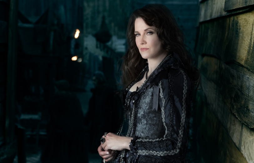 Lucy Lawless in Salem - season 2